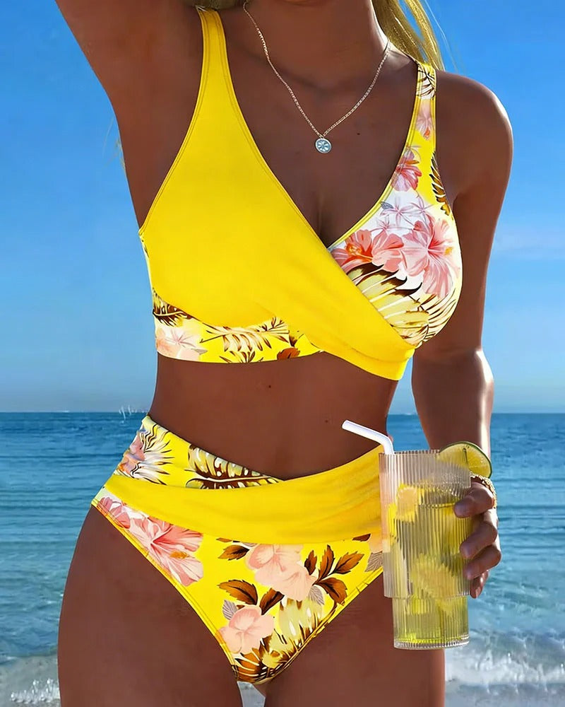 Bikini Camelia